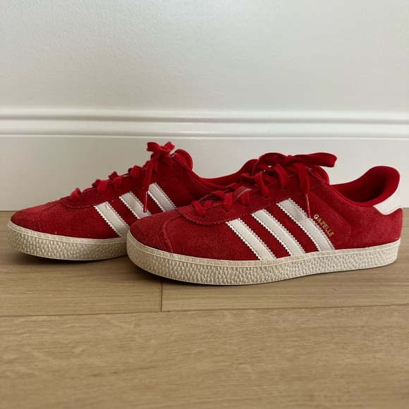 Adidas Red Gazelle - Picture 1 of 6